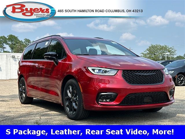 2024 Chrysler Pacifica Touring-L