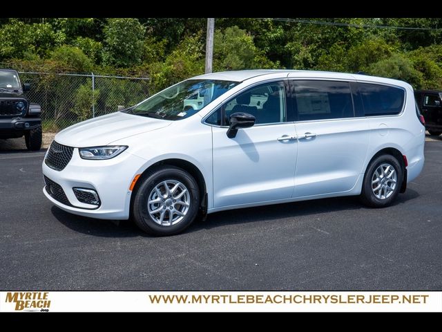 2024 Chrysler Pacifica Touring-L