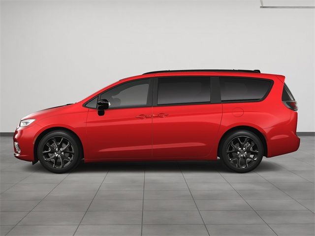 2024 Chrysler Pacifica Touring-L