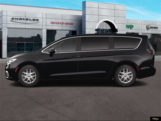 2024 Chrysler Pacifica Touring-L