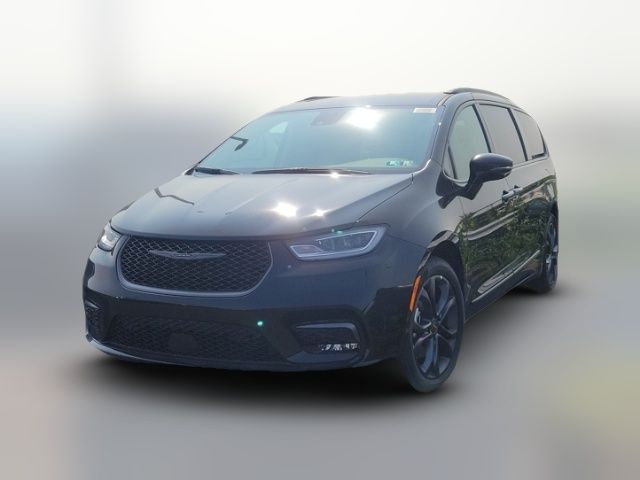 2024 Chrysler Pacifica Touring-L