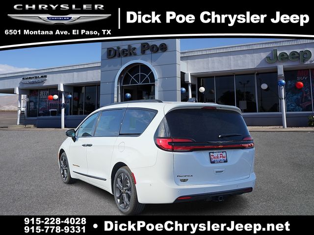 2024 Chrysler Pacifica Touring-L