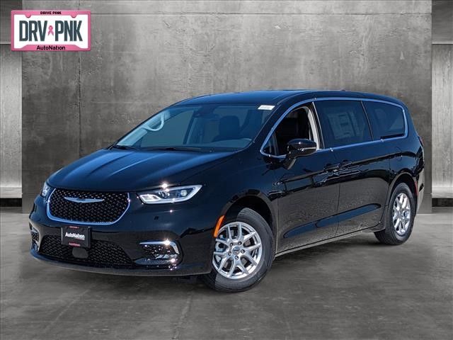 2024 Chrysler Pacifica Touring-L