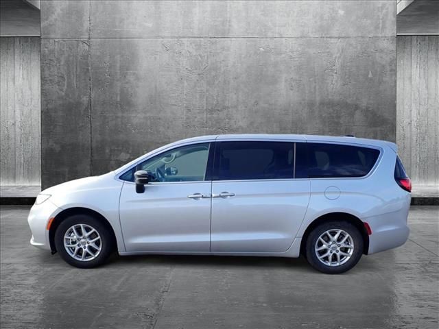 2024 Chrysler Pacifica Touring-L