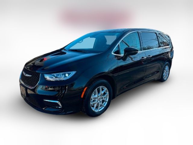 2024 Chrysler Pacifica Touring-L