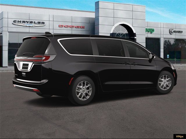 2024 Chrysler Pacifica Touring-L