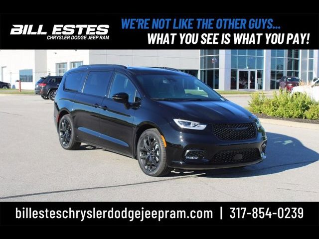 2024 Chrysler Pacifica Touring-L