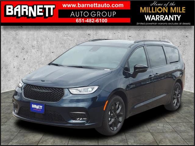 2024 Chrysler Pacifica Touring-L