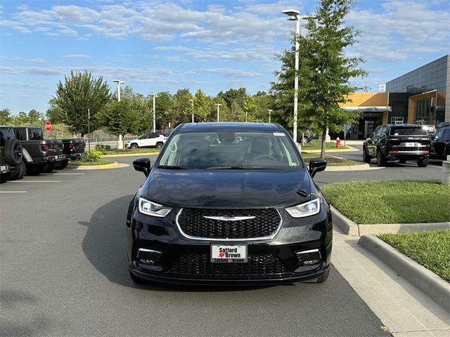 2024 Chrysler Pacifica Touring-L