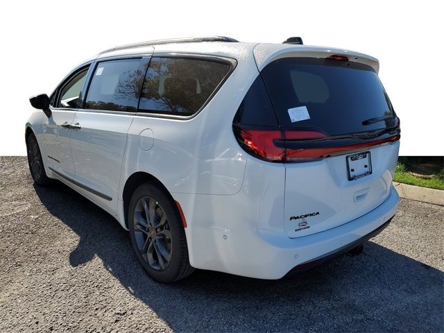 2024 Chrysler Pacifica Touring-L