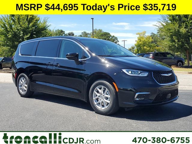 2024 Chrysler Pacifica Touring-L