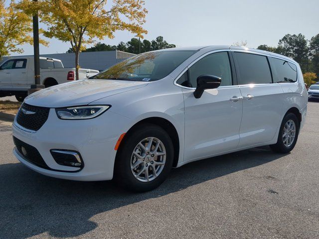 2024 Chrysler Pacifica Touring-L