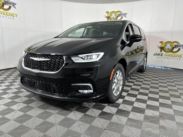 2024 Chrysler Pacifica Touring-L