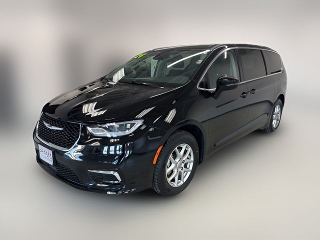 2024 Chrysler Pacifica Touring-L