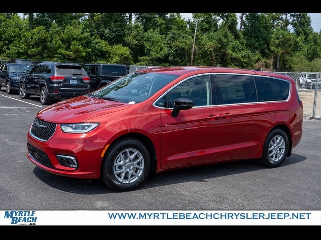 2024 Chrysler Pacifica Touring-L