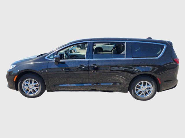 2024 Chrysler Pacifica Touring-L