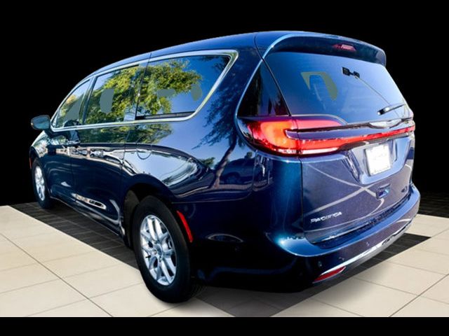 2024 Chrysler Pacifica Touring-L