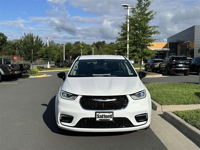 2024 Chrysler Pacifica Touring-L