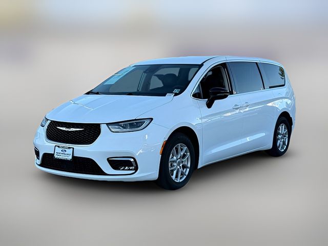 2024 Chrysler Pacifica Touring-L