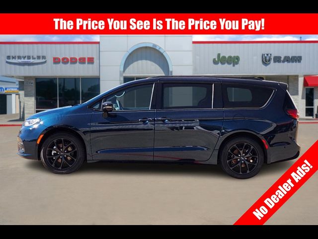 2024 Chrysler Pacifica Touring-L