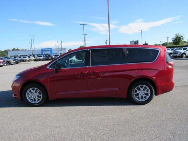 2024 Chrysler Pacifica Touring-L