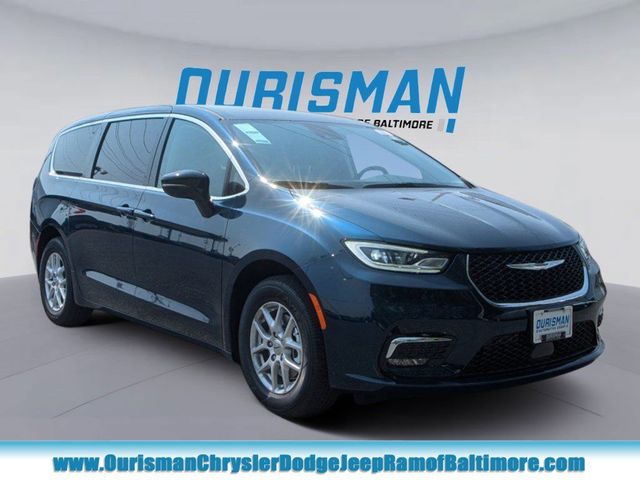 2024 Chrysler Pacifica Touring-L