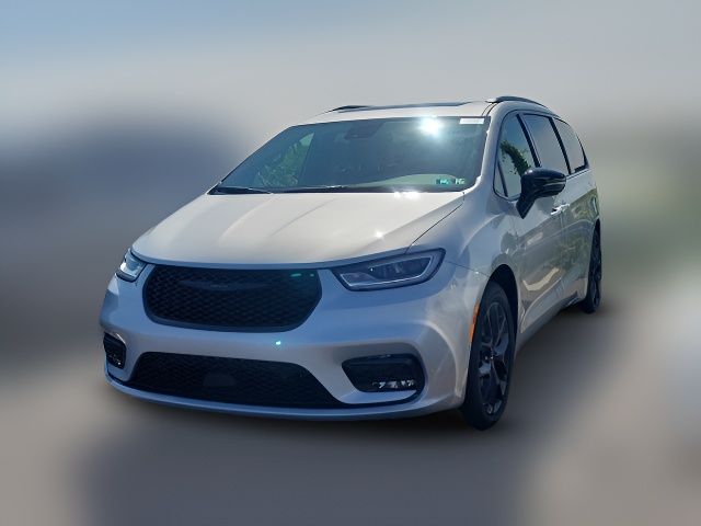 2024 Chrysler Pacifica Touring-L