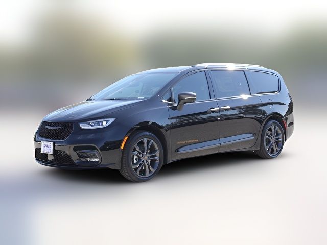 2024 Chrysler Pacifica Touring-L