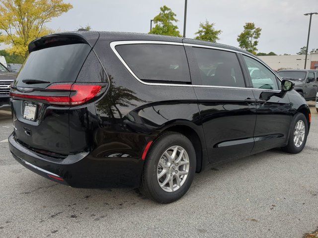 2024 Chrysler Pacifica Touring-L