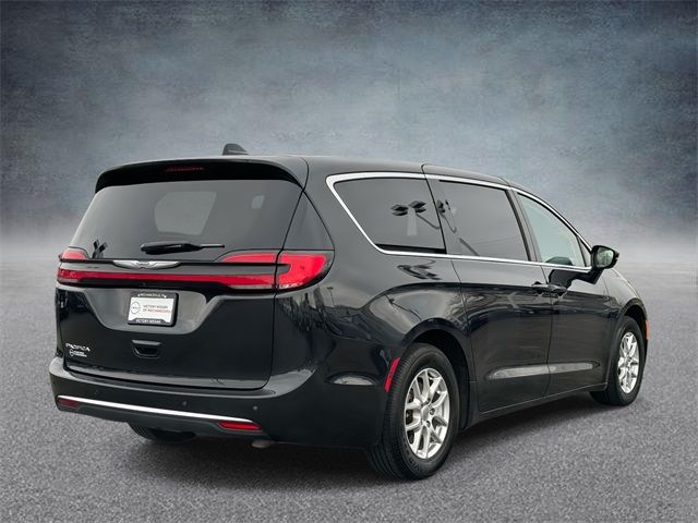 2024 Chrysler Pacifica Touring-L