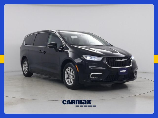 2024 Chrysler Pacifica Touring-L