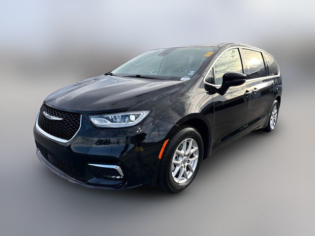 2024 Chrysler Pacifica Touring-L