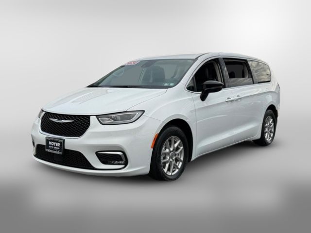 2024 Chrysler Pacifica Touring-L