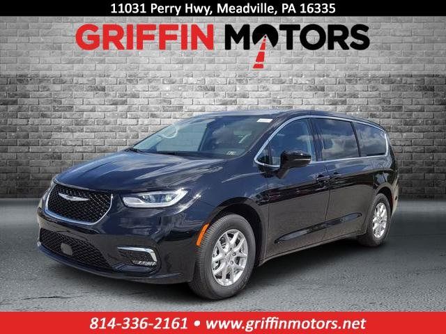 2024 Chrysler Pacifica Touring-L