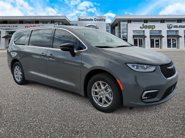 2024 Chrysler Pacifica Touring-L