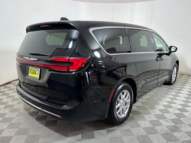 2024 Chrysler Pacifica Touring-L