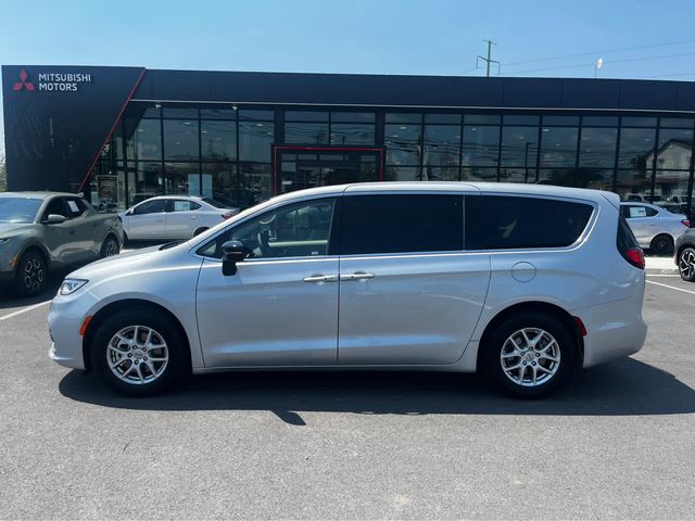 2024 Chrysler Pacifica Touring-L