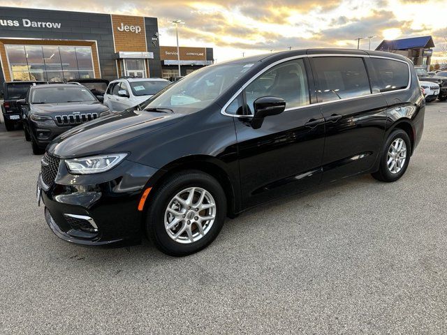 2024 Chrysler Pacifica Touring-L