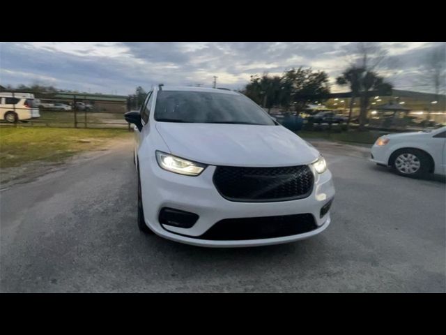 2024 Chrysler Pacifica Touring-L