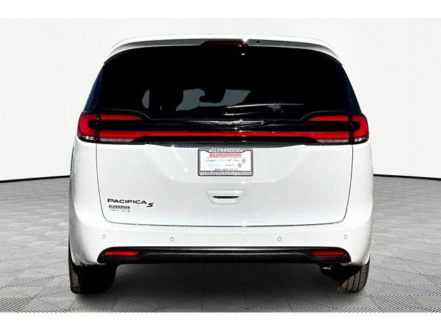 2024 Chrysler Pacifica Touring-L