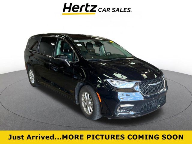 2024 Chrysler Pacifica Touring-L