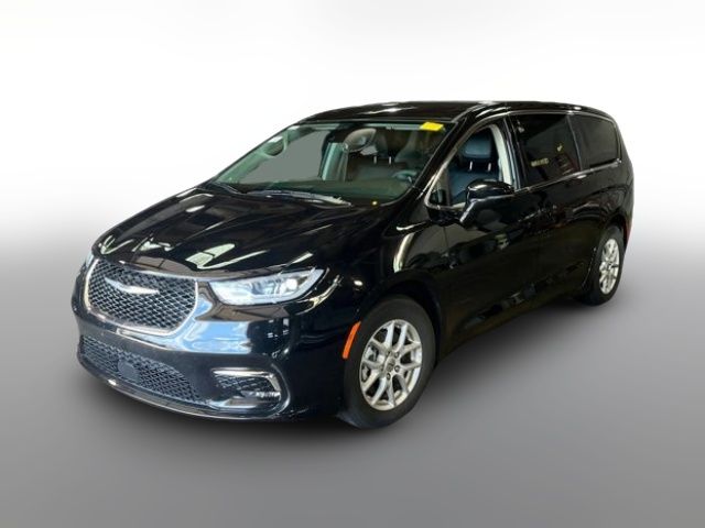 2024 Chrysler Pacifica Touring-L