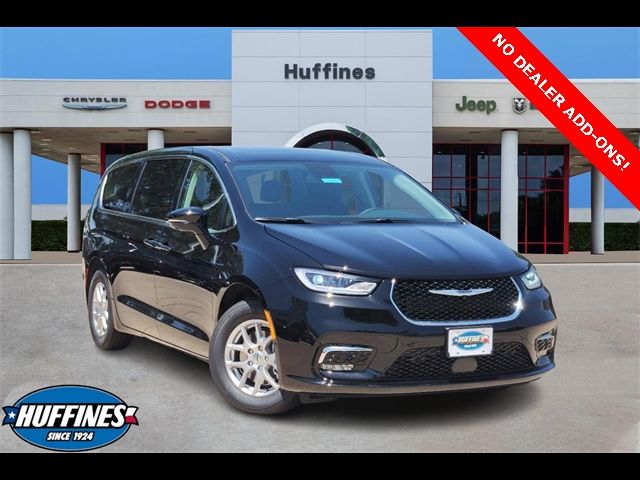 2024 Chrysler Pacifica Touring-L