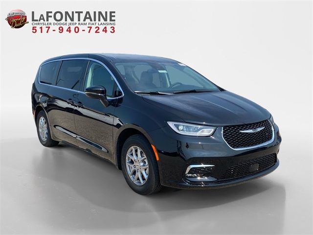 2024 Chrysler Pacifica Touring-L