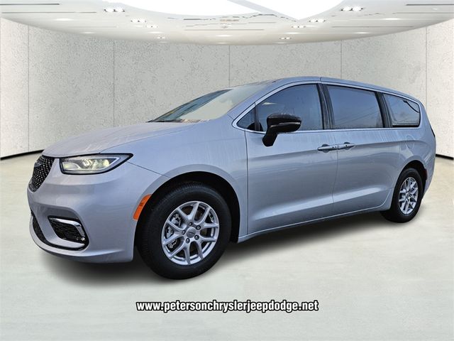 2024 Chrysler Pacifica Touring-L