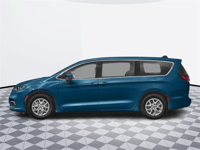 2024 Chrysler Pacifica Touring-L