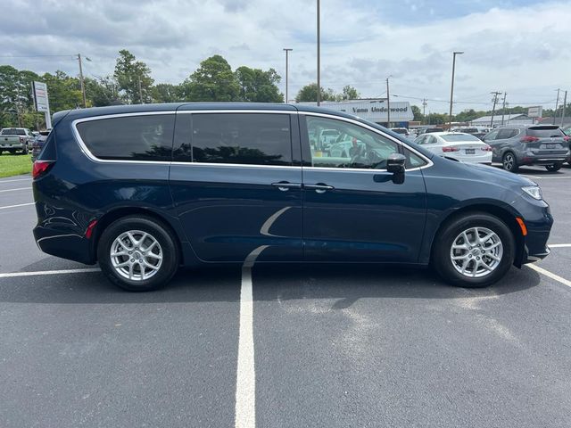 2024 Chrysler Pacifica Touring-L