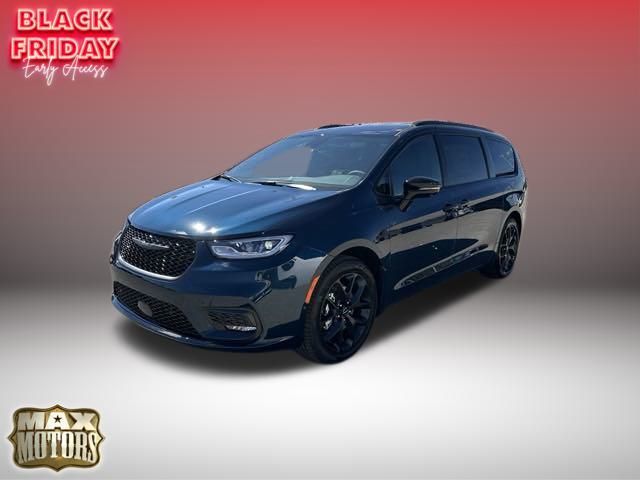 2024 Chrysler Pacifica Touring-L