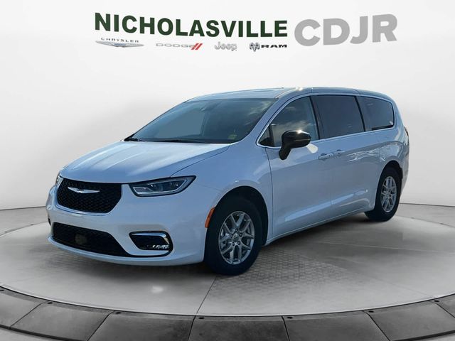 2024 Chrysler Pacifica Touring-L