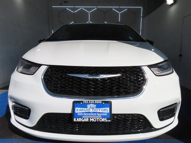 2024 Chrysler Pacifica Touring-L